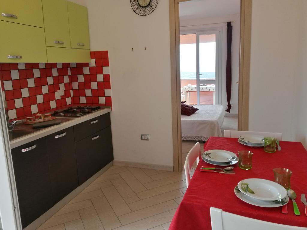 Casa Vacanze "La Caldosa" Badesi Pokój zdjęcie