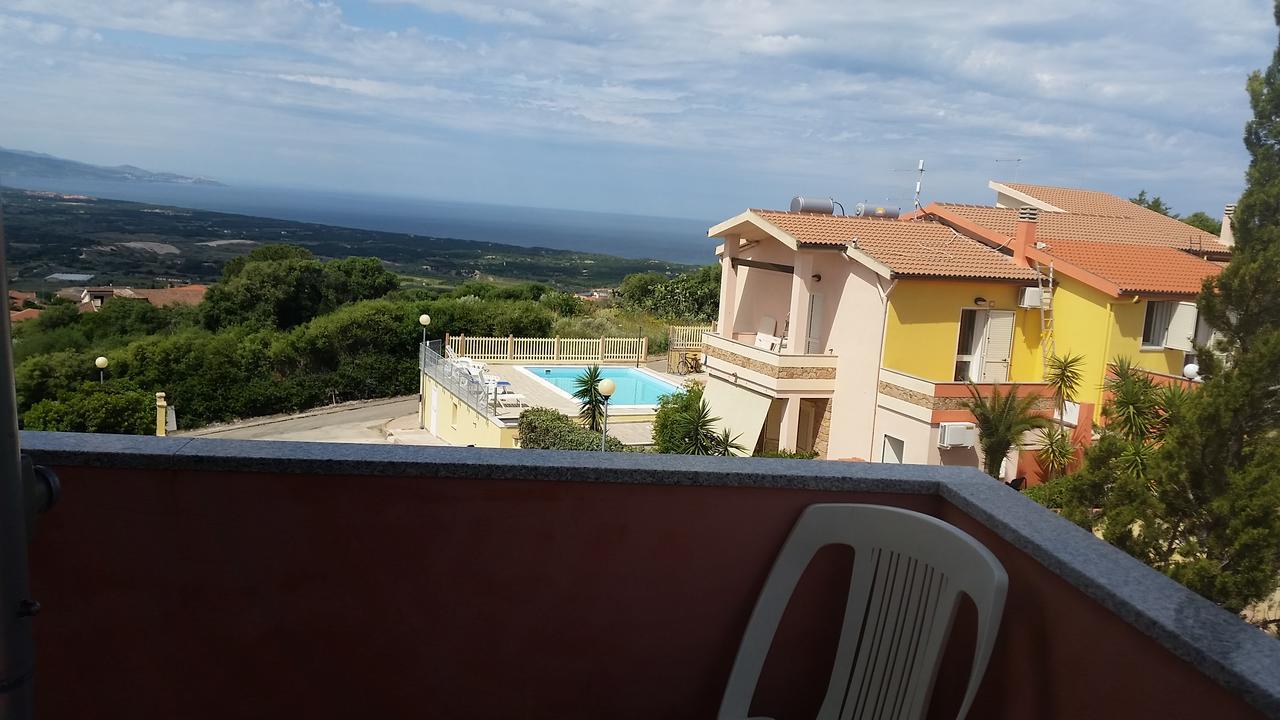 Casa Vacanze "La Caldosa" Badesi Zewnętrze zdjęcie