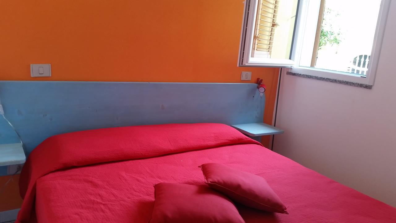 Casa Vacanze "La Caldosa" Badesi Zewnętrze zdjęcie